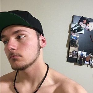 Meet your Posher, Max